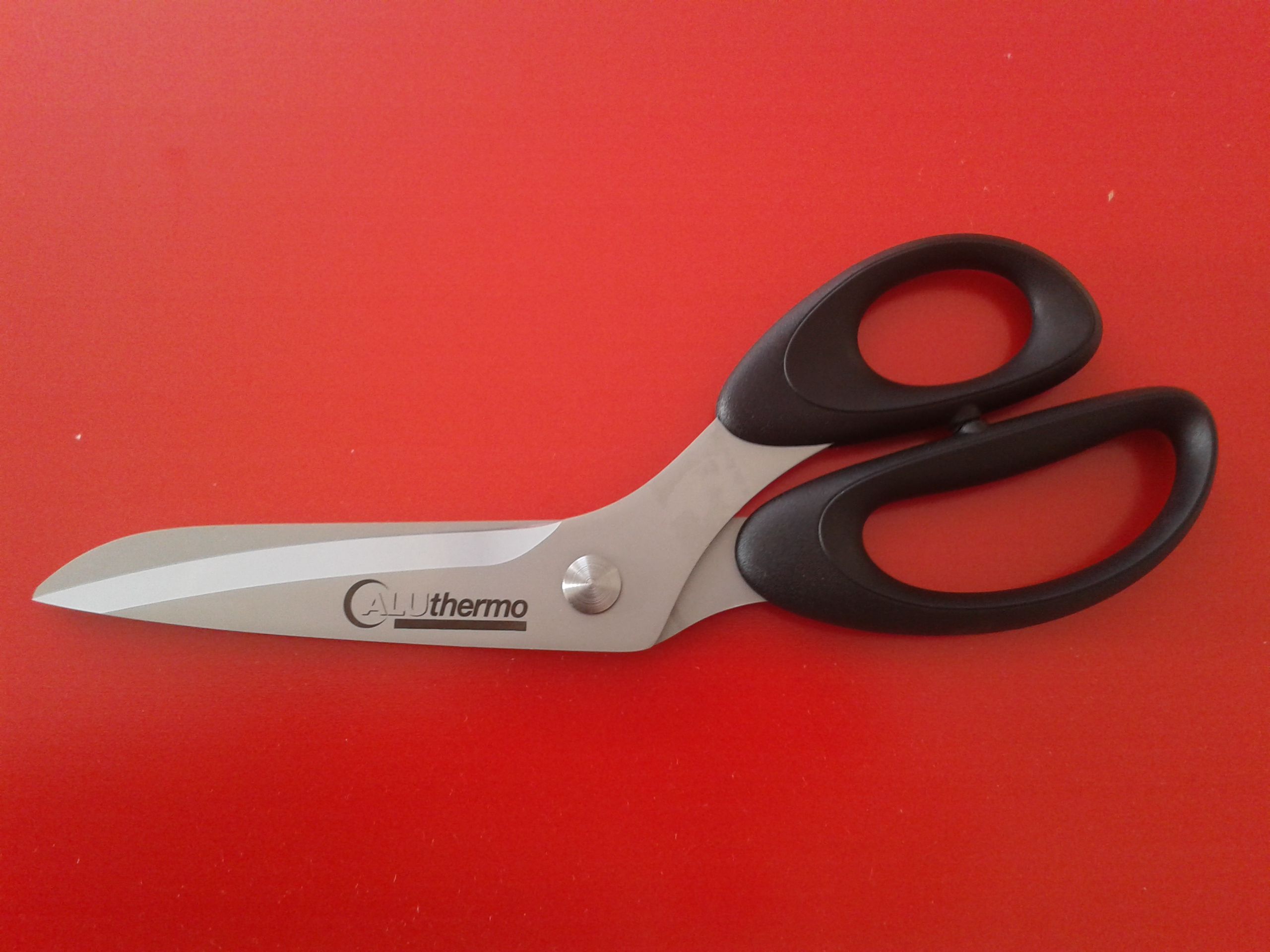 ALUTHERMO-SCISSORS-1