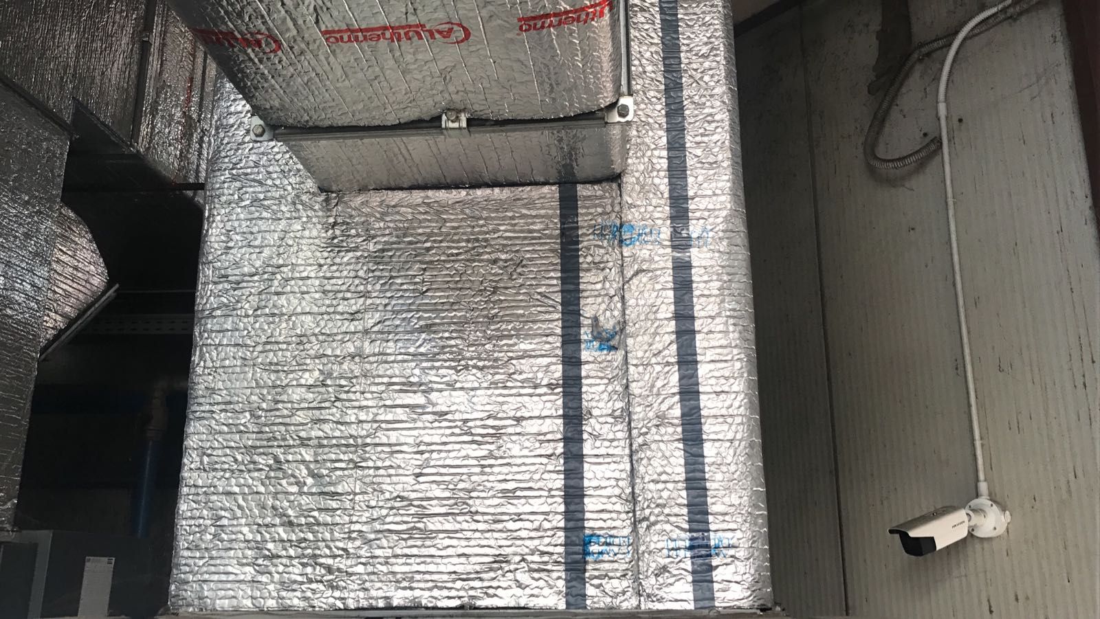 Insulation of a ventilation system with Alutermo Quattro (2)