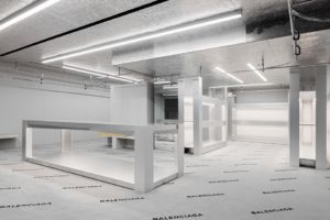 balenciaga-madison-new-york-store-aluthermo-insulation-ceiling-design (2)