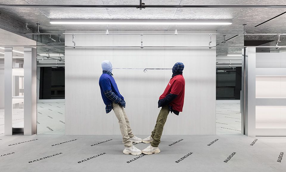 balenciaga-madison-new-york-store-aluthermo-insulation-ceiling-design (4)