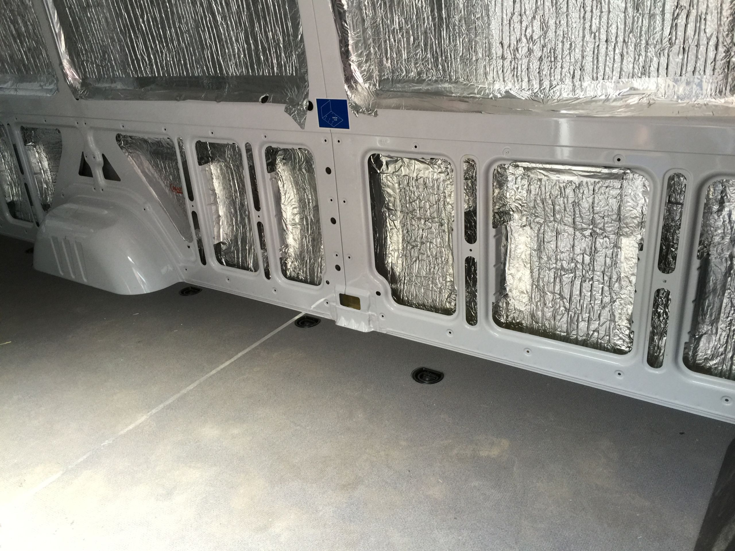 van-insulated-with-aluthermo-1